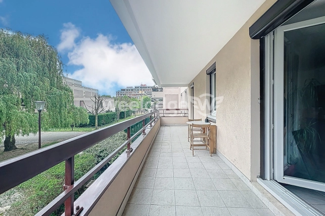 Appartement à vendre 5 pièces de 98,33 m² à Éragny