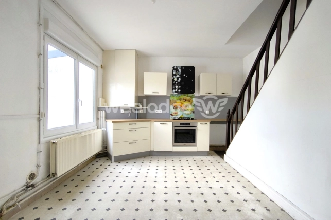 Maison à louer 3 pièces de 64 m² à Maubeuge