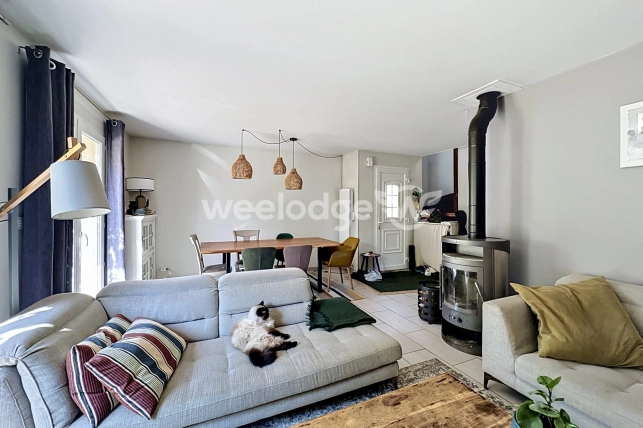 Maison à vendre 6 pièces de 114 m² à Jouy-le-Moutier