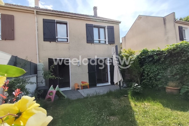 Maison à vendre 5 pièces de 93 m² à Plaisir