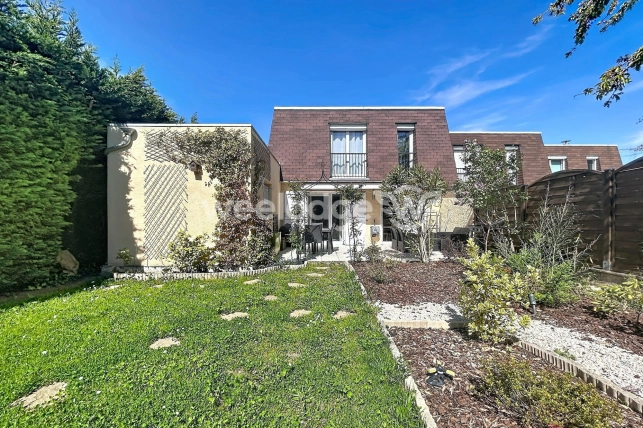 Maison à vendre 7 pièces de 118 m² à Éragny