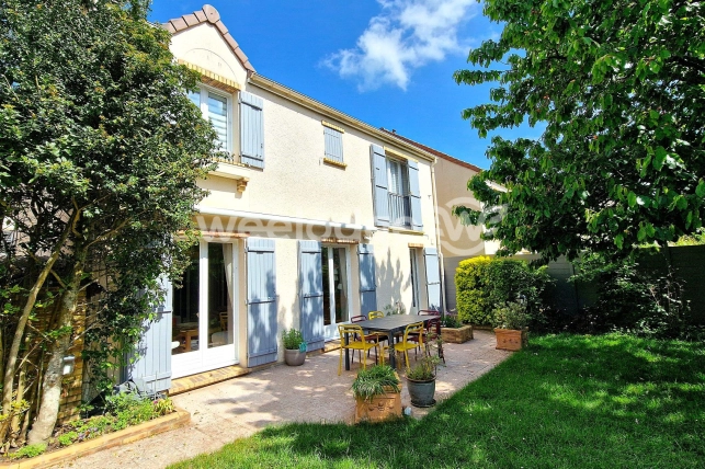 Maison à vendre 7 pièces de 185 m² à Élancourt
