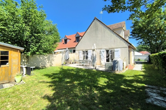 Maison à vendre 5 pièces de 91 m² à Éragny