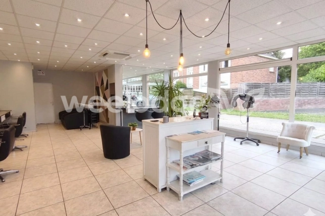 Local commercial à vendre de 72 m² à Triel-sur-Seine