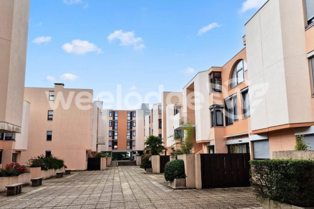 Appartement à vendre 3 pièces de 70 m² à Guyancourt