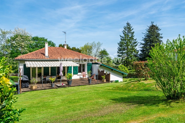 Maison à vendre 6 pièces de 118,19 m² à Anglet