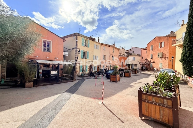 Appartement à vendre 5 pièces de 117,73 m² à Fréjus