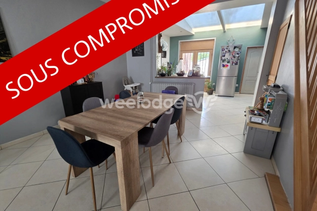 Maison à vendre 5 pièces de 96 m² à Vieux-Condé