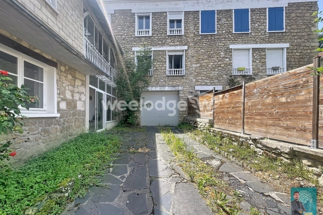 Maison à vendre 7 pièces de 168 m² à Vauréal