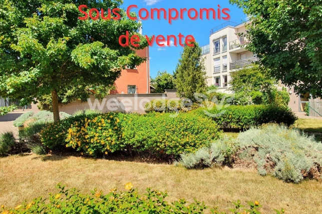 Local commercial à vendre 3 pièces de 67 m² à Conflans-Sainte-Honorine