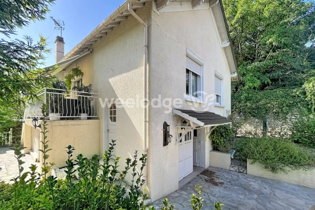 Maison à vendre 6 pièces de 91,2 m² à Maurecourt