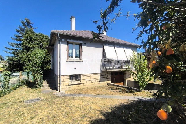 Maison à vendre 4 pièces de 65,22 m² à Conflans-Sainte-Honorine
