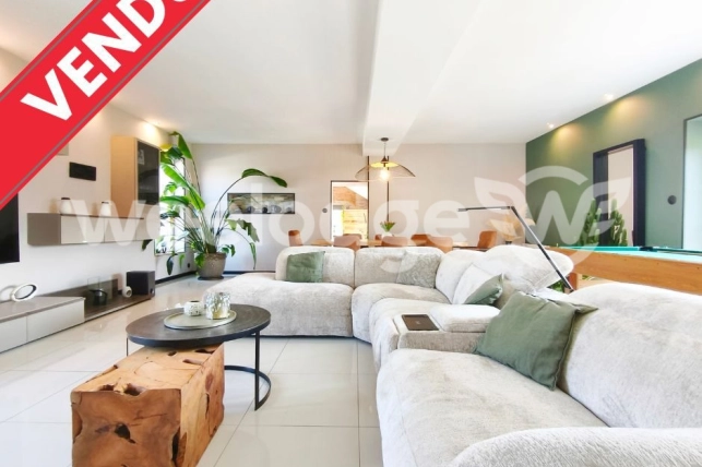 Maison vendu 6 pièces de 190 m² à Feignies