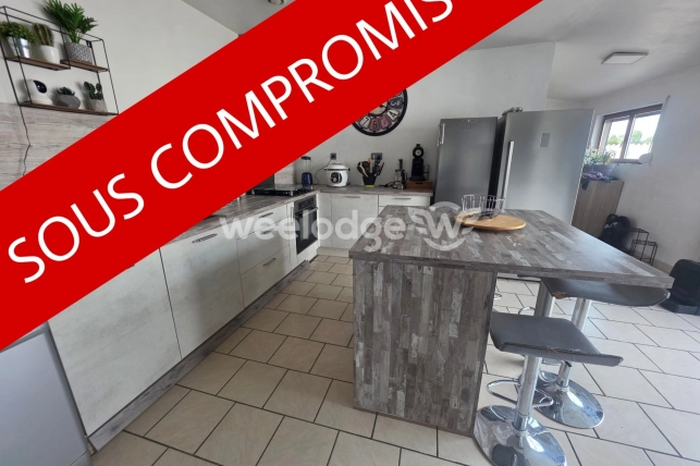 Maison à vendre 5 pièces de 93 m² à La Sentinelle