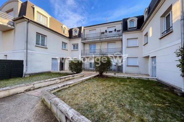 Appartement à vendre 2 pièces de 45 m² à Éragny