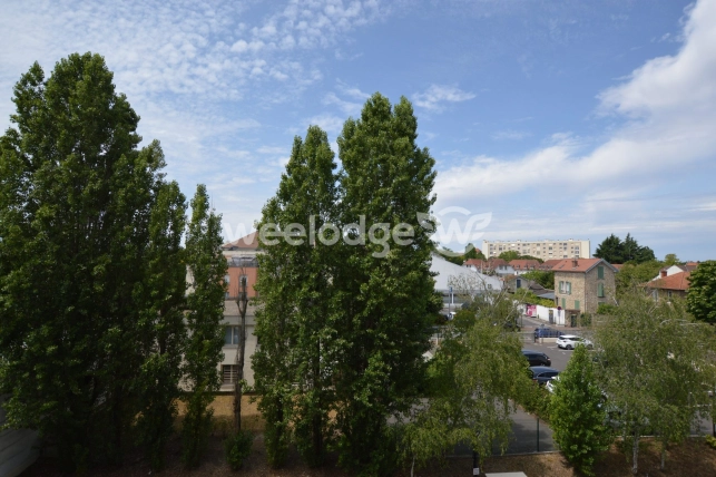 Appartement à vendre 3 pièces de 45,16 m² à Saint-Germain-en-Laye