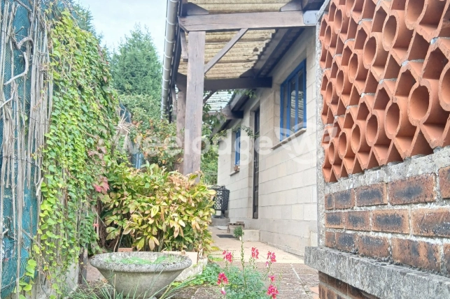 Maison à vendre 8 pièces de 133 m² à Maubeuge