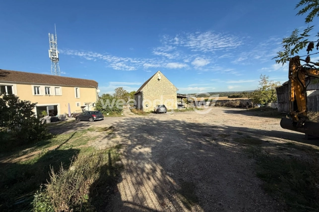 Maison à vendre 7 pièces de 212 m² à Chapet