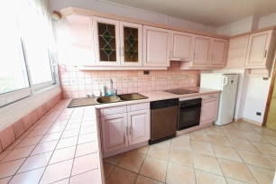 Maison à vendre 6 pièces de 113 m² à Conflans-Sainte-Honorine