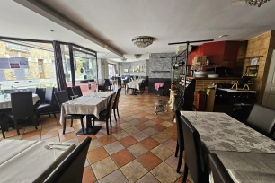 Local commercial à vendre de 120 m² à Conflans-Sainte-Honorine