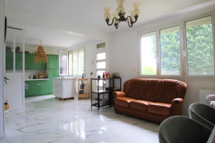Maison à vendre 6 pièces de 101 m² à Conflans-Sainte-Honorine