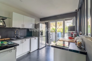 Maison à vendre 5 pièces de 83,29 m² à Conflans-Sainte-Honorine