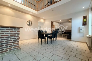 Maison vendu 5 pièces de 117 m² à Hautmont