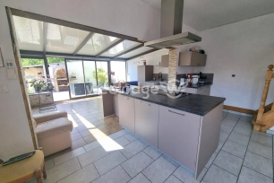 Maison vendu 5 pièces de 163 m² à Bermerain