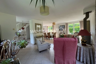 Maison à vendre 8 pièces de 141 m² à Triel-sur-Seine
