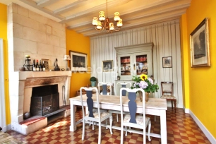 Maison à vendre 13 pièces de 370 m² à Loches