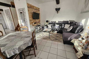 Maison à vendre 4 pièces de 56,57 m² à Solesmes
