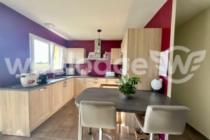 Maison à vendre 5 pièces de 95 m² à Lyons-la-Forêt