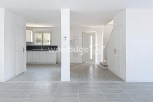 Maison à vendre 6 pièces de 130 m² à Saint-Yon