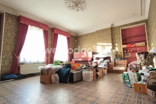 Maison à vendre 9 pièces de 140 m² à Saint-Remy-Chaussée