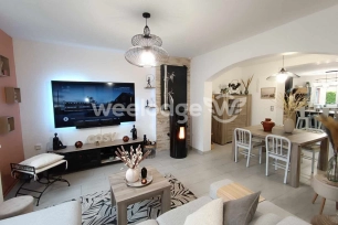 Maison à vendre 6 pièces de 108,17 m² à Leval
