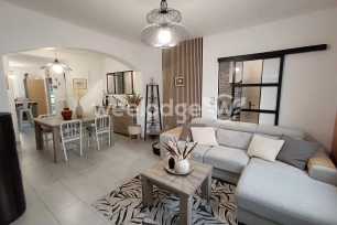Maison à vendre 6 pièces de 108,17 m² à Leval