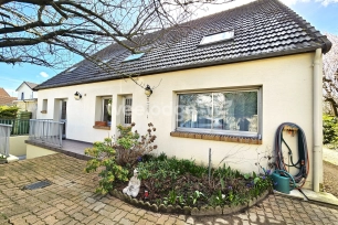 Maison à vendre 8 pièces de 190 m² à Conflans-Sainte-Honorine