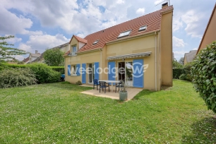 Maison à vendre 6 pièces de 136 m² à Chatou