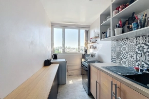 Appartement vendu 4 pièces de 70,08 m² à Poissy