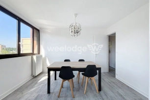 Appartement vendu 4 pièces de 70,08 m² à Poissy