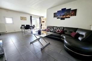 Maison à vendre 6 pièces de 115,94 m² à Éragny
