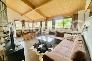 Maison vendu 5 pièces de 130 m² à Hacqueville