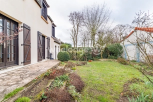 Maison à vendre 6 pièces de 123 m² à Conflans-Sainte-Honorine