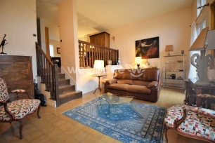 Maison à vendre 7 pièces de 128 m² à Jouy-le-Moutier