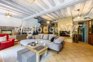 Maison à vendre 8 pièces de 164 m² à Berville