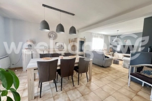 Maison à vendre 6 pièces de 127 m² à Saint-Clair-sur-Epte