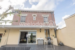Maison à vendre 6 pièces de 161 m² à Escautpont