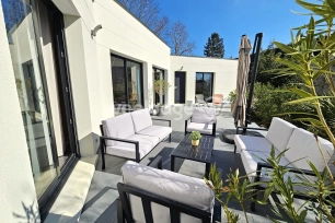 Maison à vendre 6 pièces de 140 m² à Conflans-Sainte-Honorine