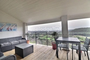 Maison à vendre 4 pièces de 107,96 m² à Cornillon-Confoux