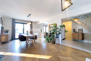Maison à vendre 6 pièces de 148 m² à Élesmes